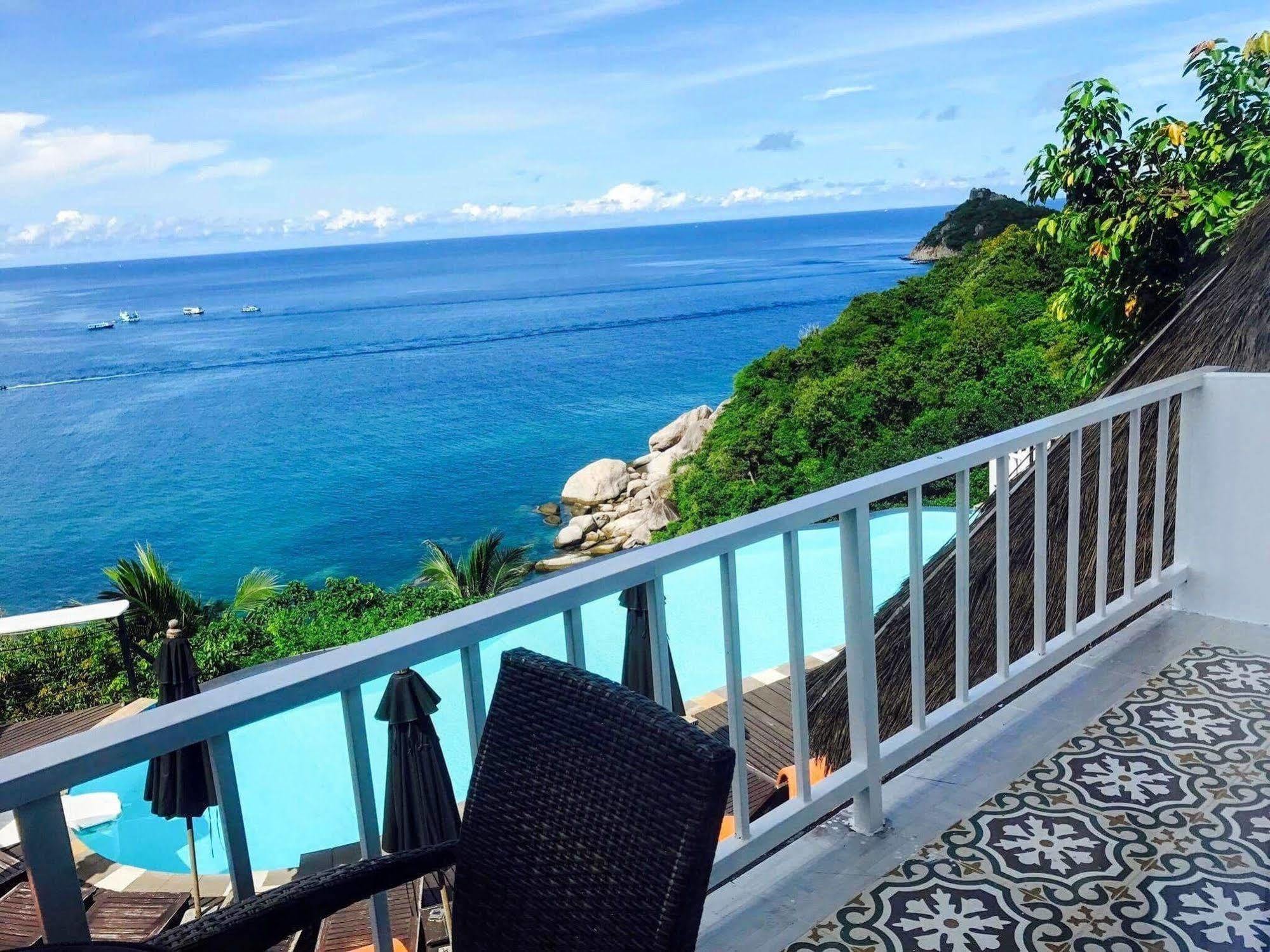 The Aminjirah Hotel Ko Tao Bagian luar foto