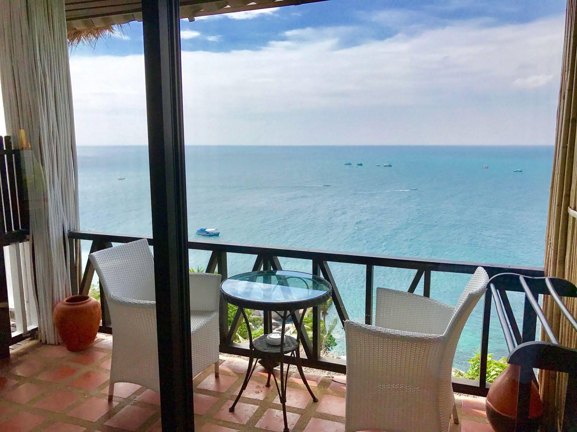 The Aminjirah Hotel Ko Tao Bagian luar foto